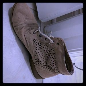 ISO similar lace up booties!
